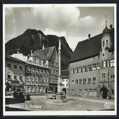AK Immenstadt i. A., Marktplatz mit Gasthaus Gold. Adler und Denkmal