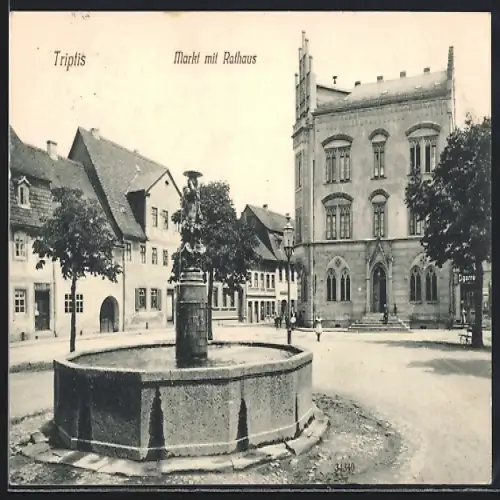 AK Triptis, Markt mit Rathaus
