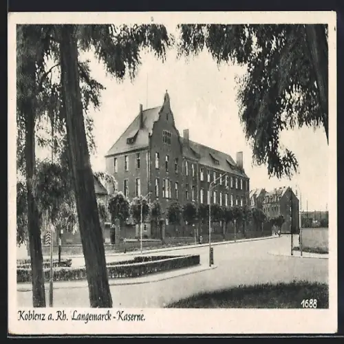 AK Koblenz / Rh., Partie am Langemarkplatz mit Kaserne