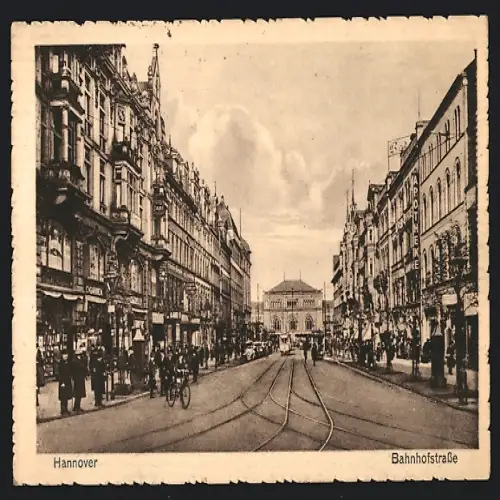AK Hannover, Bahnhofstrasse mit Passanten