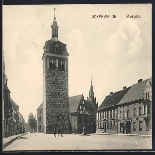 AK Luckenwalde, Partie am Marktplatz