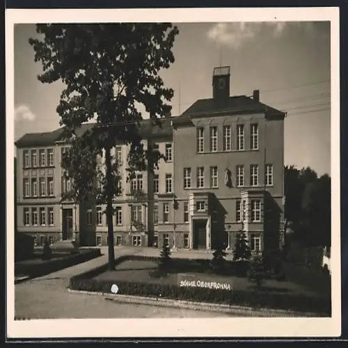 AK Oberfrohna, Schule in der Frontalansicht