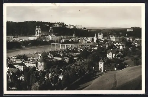 AK Passau, Ortsansicht mit Flusspartie