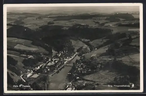 AK Hals b. Passau, Ortsansicht vom Flugzeug aus
