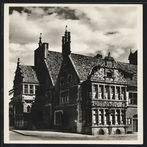 Foto-AK Deutscher Kunstverlag, Nr. 7: Lemgo, Das Rathaus, Vorhalle von 1587