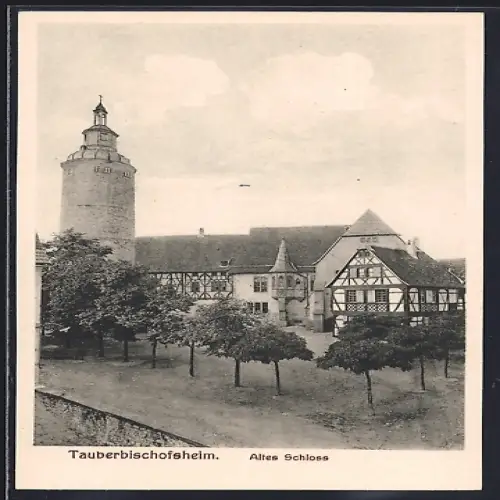 AK Tauberbischofsheim, Das alte Schloss mit Häusern im Fachwerkstil