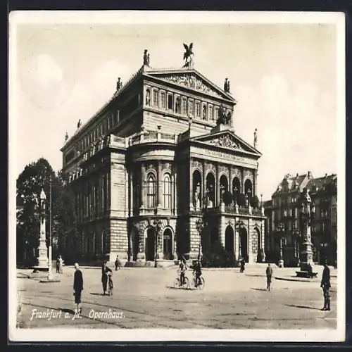 AK Frankfurt /Main, Opernhaus mit Passanten auf dem Vorplatz