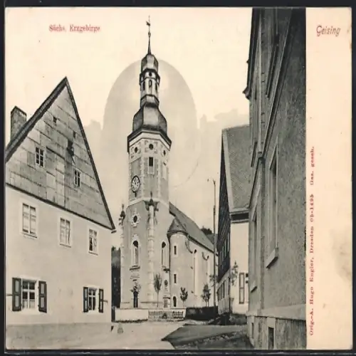 AK Geising /Sächs. Erzgebirge, Kirche mit Brunnen