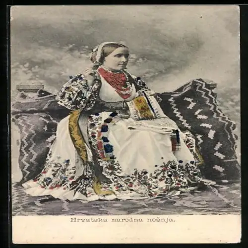 AK Kroatische Frau in Tracht