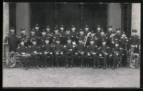 AK Augsburg, Jugendkapelle mit Instrumenten 1926