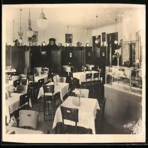 AK Amberg, Wein-Cafe-Restaurant Mühldorfer, Innenansicht