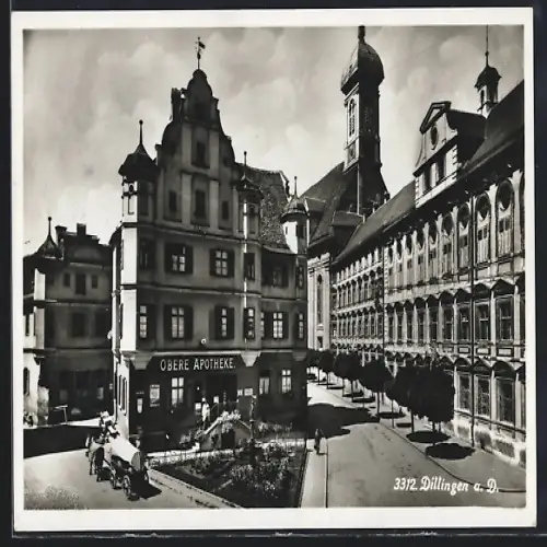 AK Dillingen a. D., Obere Apotheke und Kirche mit Strassenpartie