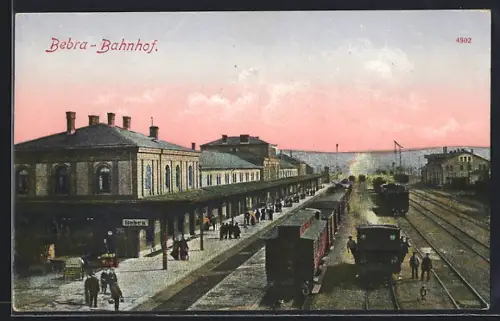 AK Bebra, Bahnhof mit Lok und Waggons