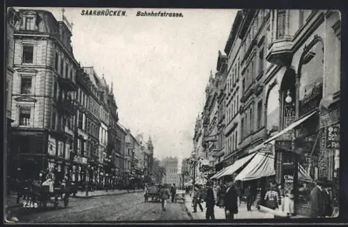 AK Saarbrücken, Bahnhofstrasse mit Geschäften