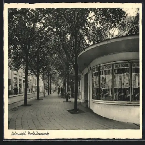 AK Lüdenscheid, Markt-Promenade mit Geschäften