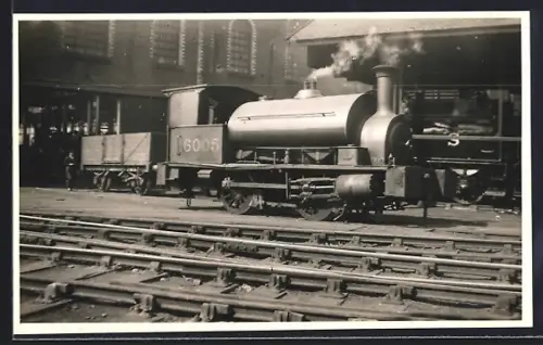 Foto-AK Dampflokomotive No. 16005, englische Eisenbahn