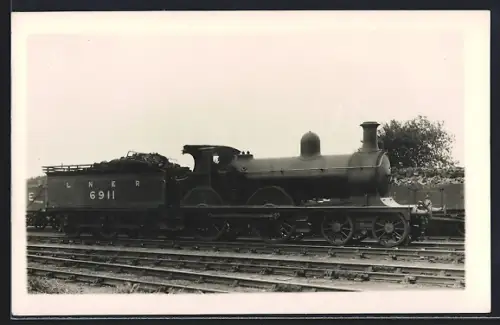 Foto-AK Dampflokomotive No. 6911 LNER, englische Eisenbahn