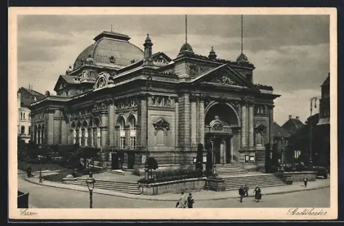 AK Essen, Stadttheater, von der Strasse gesehen