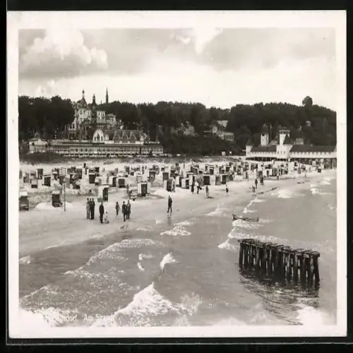 AK Heringsdorf / Ostseebad, Am Strand