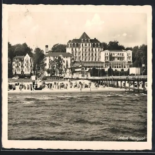 AK Heringsdorf / Ostseebad, Strand mit Kurhaus und Seebrücke