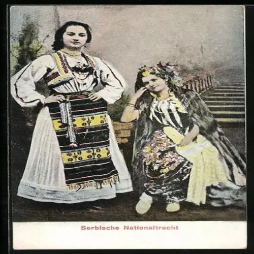 AK Serbische Nationaltracht, junge Damen