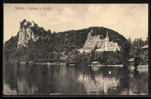 AK Bled / Veldes, Blick auf Schloss und Kirche