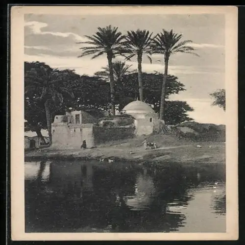 AK Marg village, Tombs