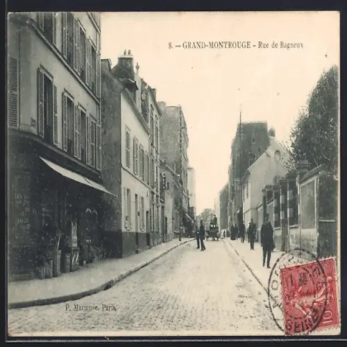 AK Grand-Montrouge, Rue de Bagneux avec passants et bâtiments historiques
