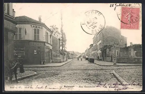 AK Malakoff, Rue Gambetta avec boutique de tabac et rue pavée animée