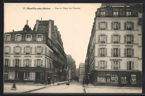 AK Neuilly-sur-Seine, Rue et Place du Marché