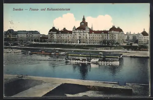 AK Dresden, Finanz- u. Kultusministerium vom Elbufer gesehen