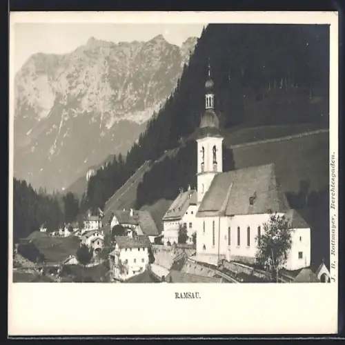 AK Ramsau / Berchtesgaden, Ortspartie mit Bergpanorama