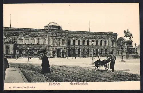 AK Dresden, Gemäldegalerie mit Reiterstandbild