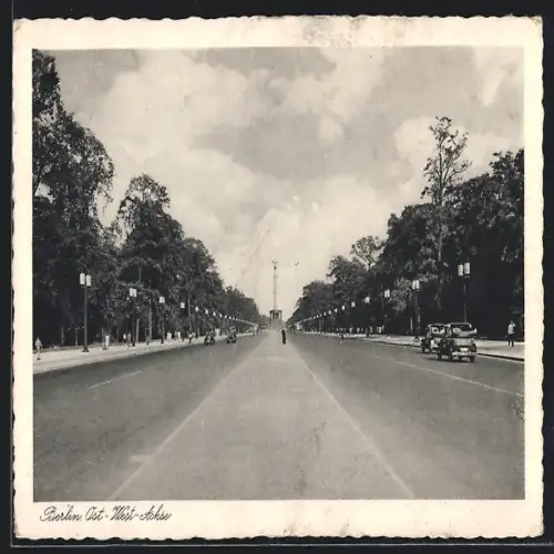 AK Berlin-Tiergarten, Ost /West-Achse, Blick auf die Siegessäule