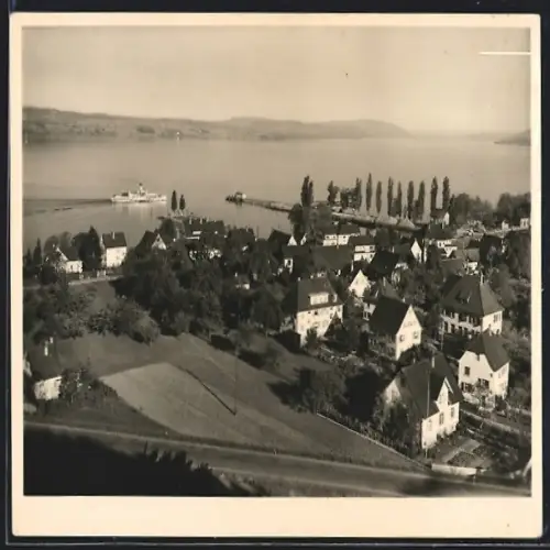 AK Unteruhldingen a. B., Ortsansicht mit See