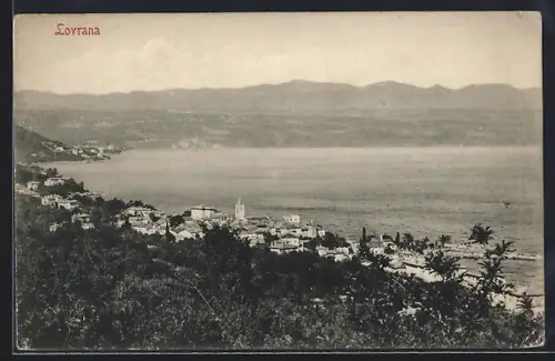 AK Lovrana, Blick über die Stadt aufs Meer