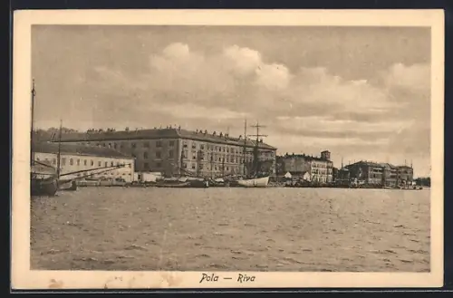 AK Pola, Riva