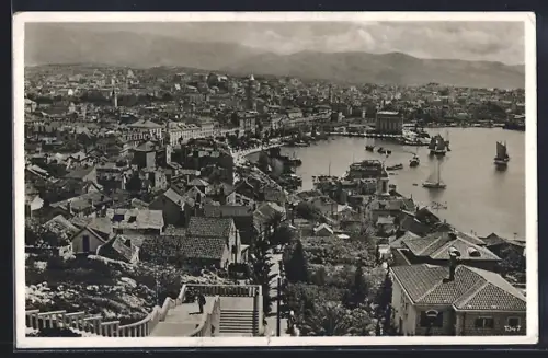 AK Split, Panorama