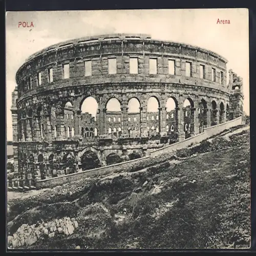 AK Pola, Arena