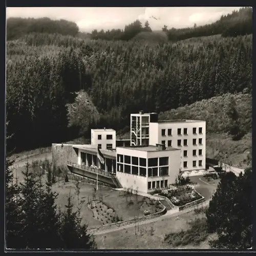 AK Bergneustadt /Rhld., Heimvolkshochschule der Friedrich-Ebert-Stiftung, Gesamtansicht