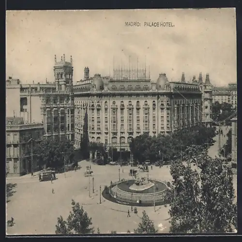 AK Madrid, Palace Hotel mit Umgebung u. Strassenbahn aus der Vogelschau