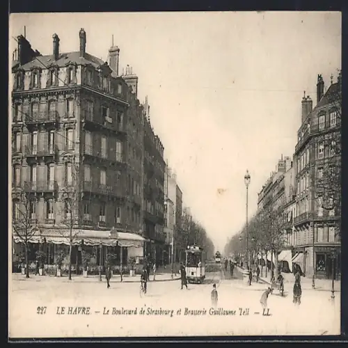 AK Le Havre, Le Boulevard de Strasbourg et Brasserie Guillaume Tell, Strassenbahn