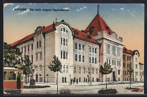 AK Ujvidek, Kir. kath. magyar fögymnazium, Strassenbahn