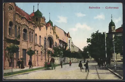 AK Subotica, Strassenpartie mit Passanten