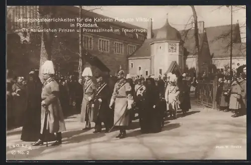 AK Potsdam, Beisetzungsfeierlichkeiten für die Kaiserin Auguste Victoria, Die kaiserl. Prinzen und Prinzessinnen