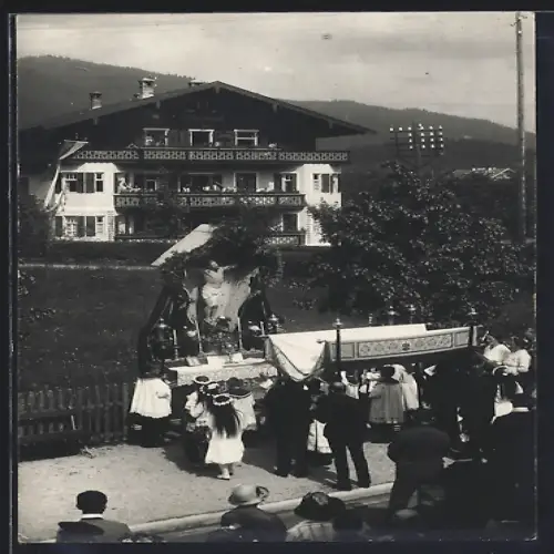 Foto-AK Bad Wiessee, Villa Ursula, Prozession