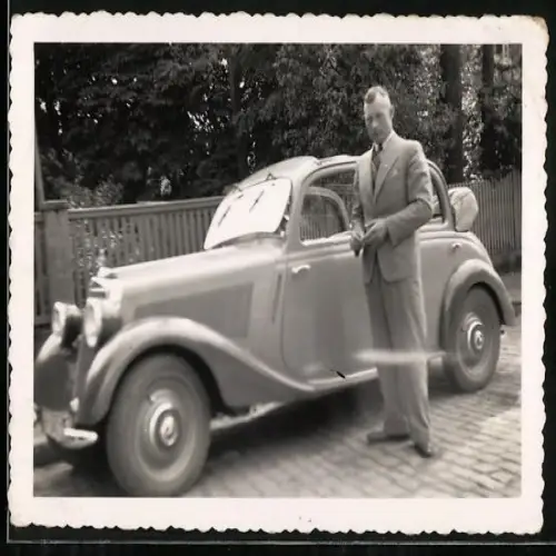 Fotografie Auto Mercedes Benz 170 Cabrio, Fahrer nebst PKW