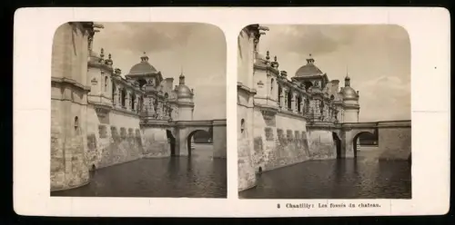 Stereo-Fotografie NPG, Ansicht Chantilly, Les fosses du chateau, Trockenstempel linke Kante