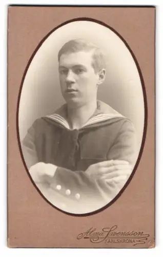 Fotografie Alma Swensson, Karlskrona, junger schwedischer Matrose in Uniform