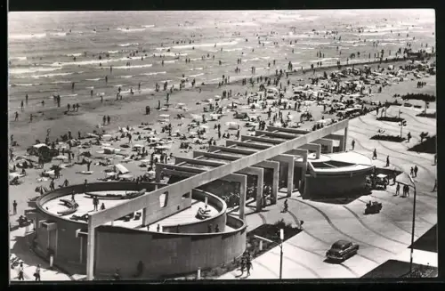 AK Mamaia, Pe Plaja